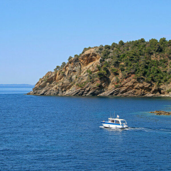 Balade en mer : circuit les Calanques Rayol, Cavalaire 1h10