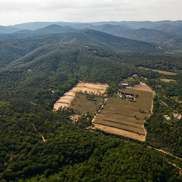 CLOS MIRAGES